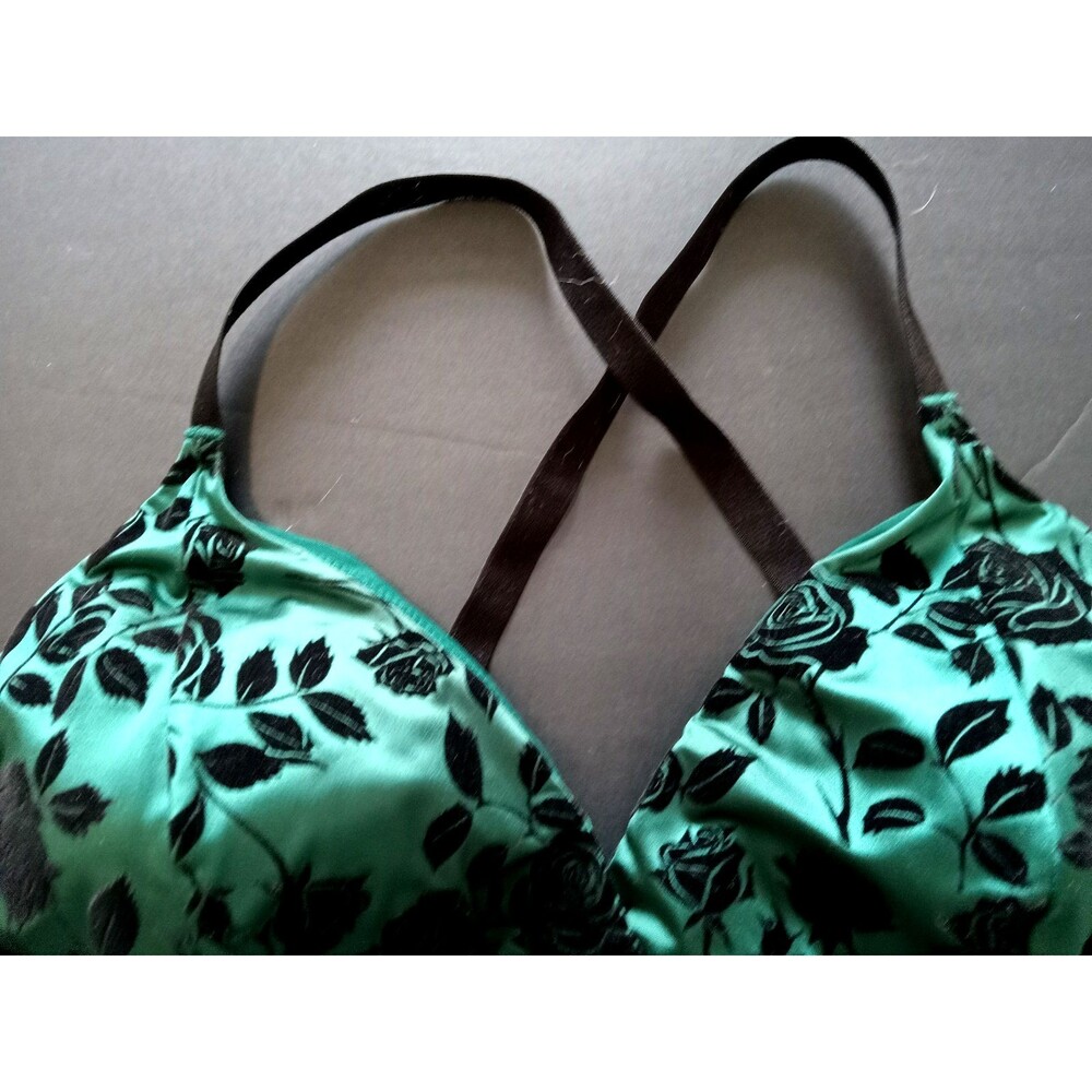 Torrid Lightly Lined Flocked Green & Black Shine Bralette Bra 4 or 26 Plus - Picture 6 of 14